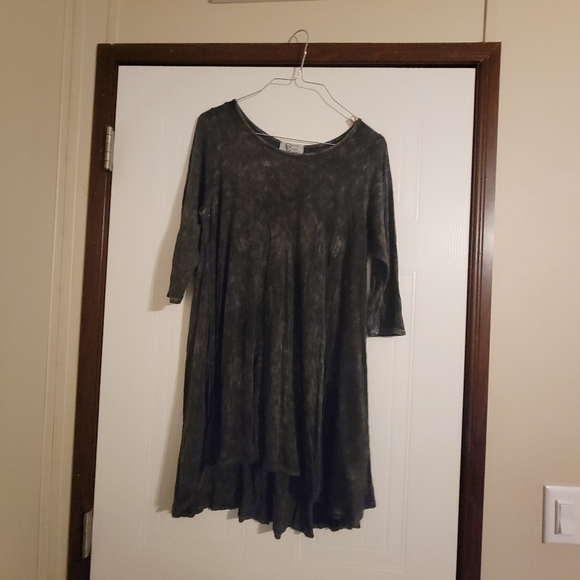 Black high low tunic top - Picture 2 of 5